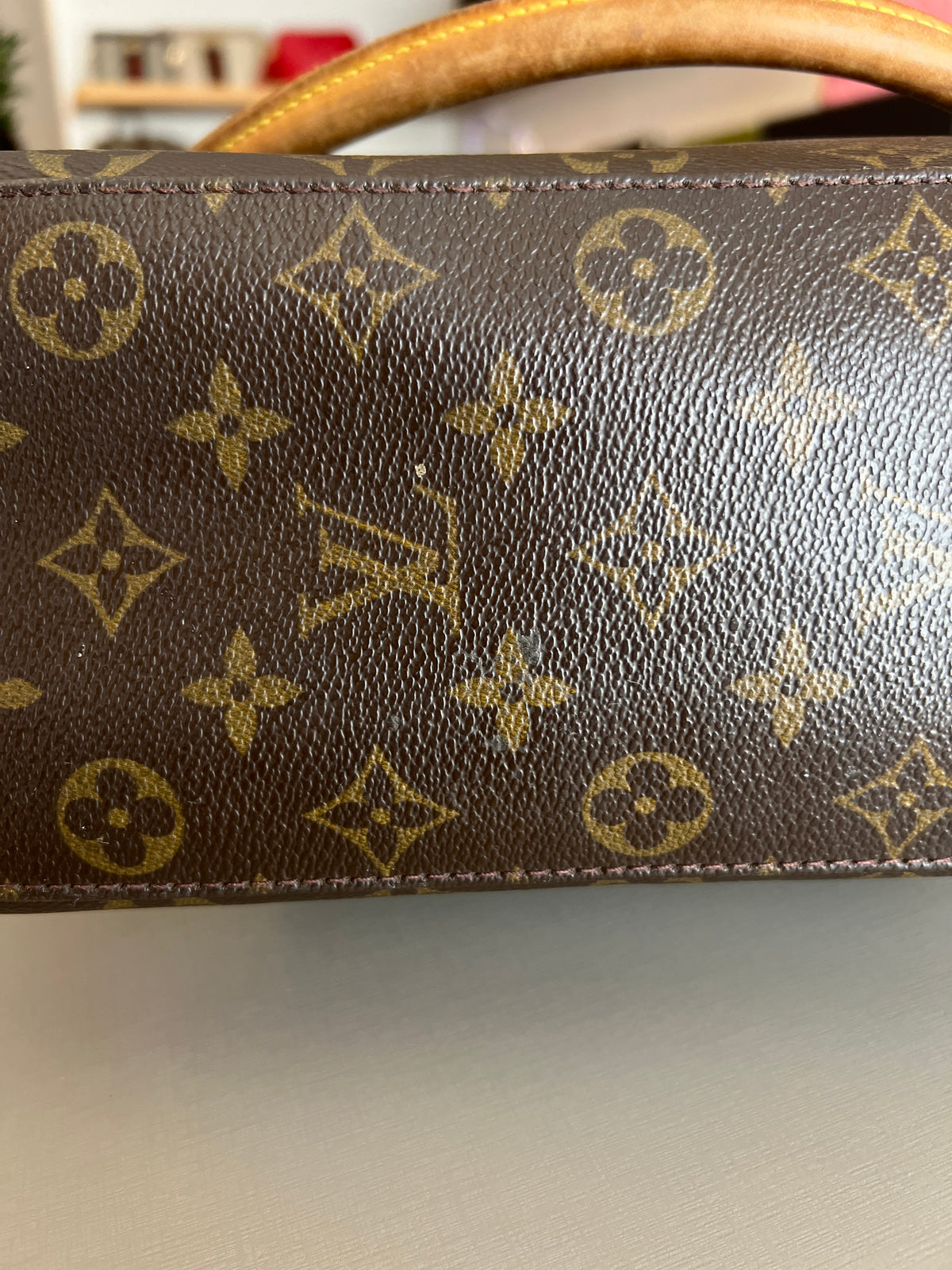 Louis Vuitton Looping Monogram
