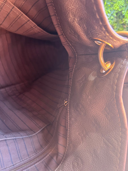 Louis Vuitton Artsy MM Monograma Marrom