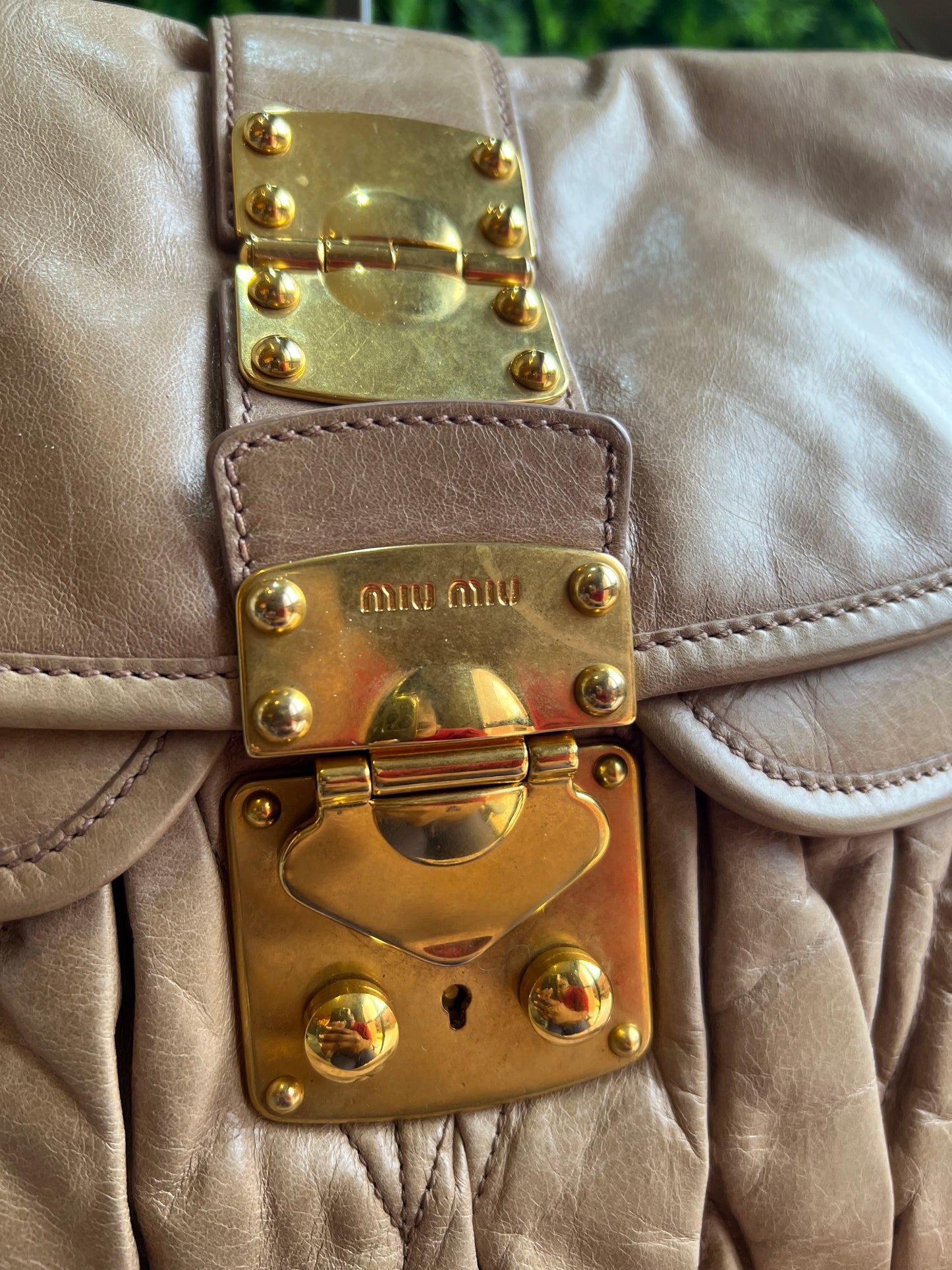 Miu Miu Matelassê Hobo Bege