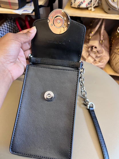 Michael Kors Phone Bag Carmen