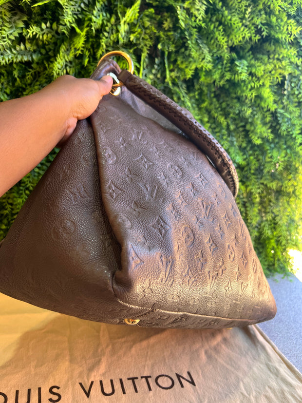 Louis Vuitton Artsy MM Monograma Marrom