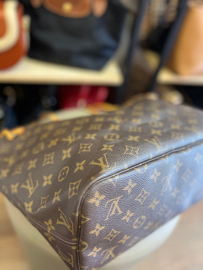 Louis Vuitton Neverfull Monograma MM