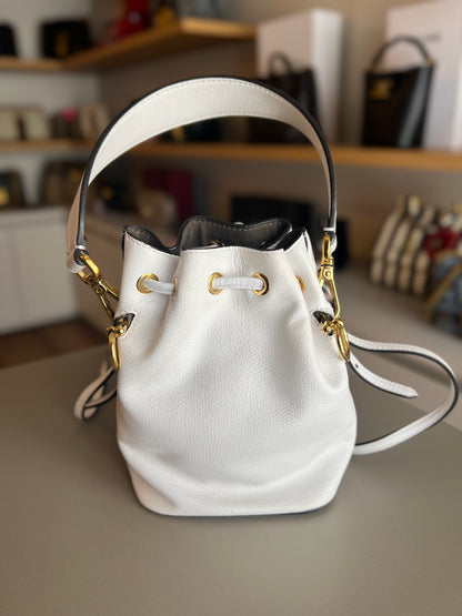 Fendi Mon Tresor Bucket Branca