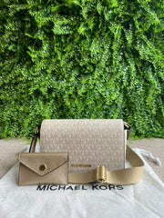 Michael Kors Jet Set Travel Off White