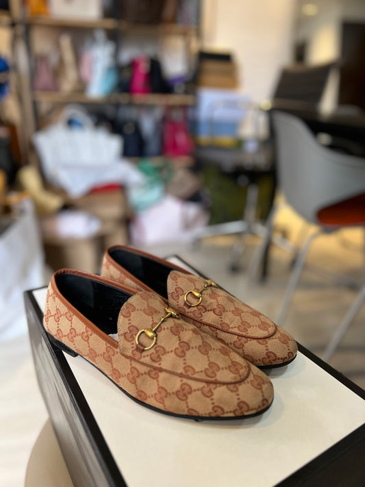 Loafher Gucci Monograma Tecido