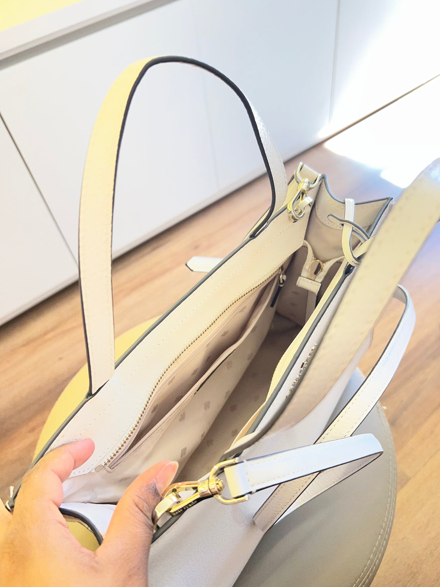Kate Spade Sam Medium Off White