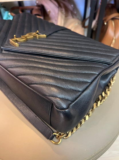 Saint Laurent College em Couro Matelassê Preto