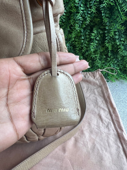 Miu Miu Matelassê Hobo Bege