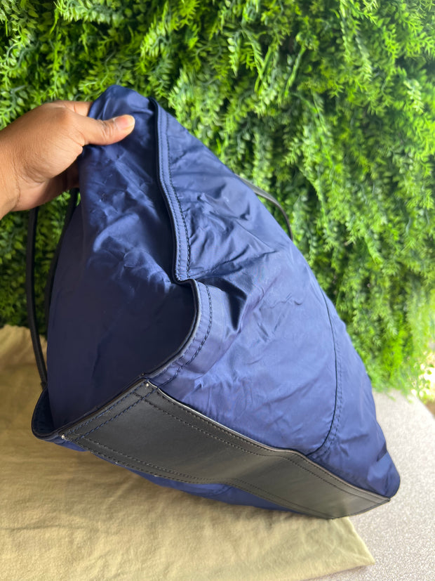 Burberry Buckleigh de Nylon Azul Marinho