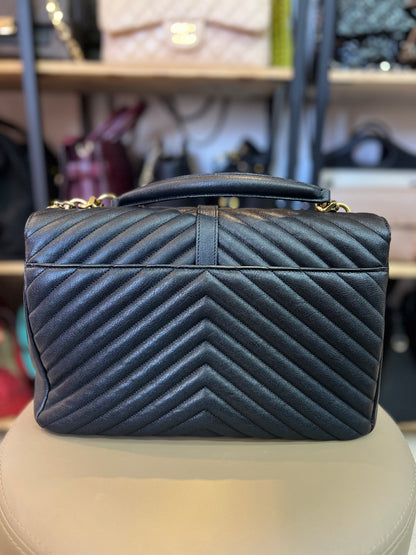 Saint Laurent College em Couro Matelassê Preto