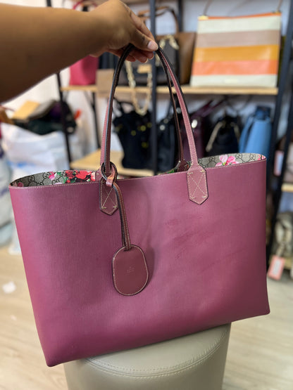 Gucci GG Supreme Blooms Reversible Tote