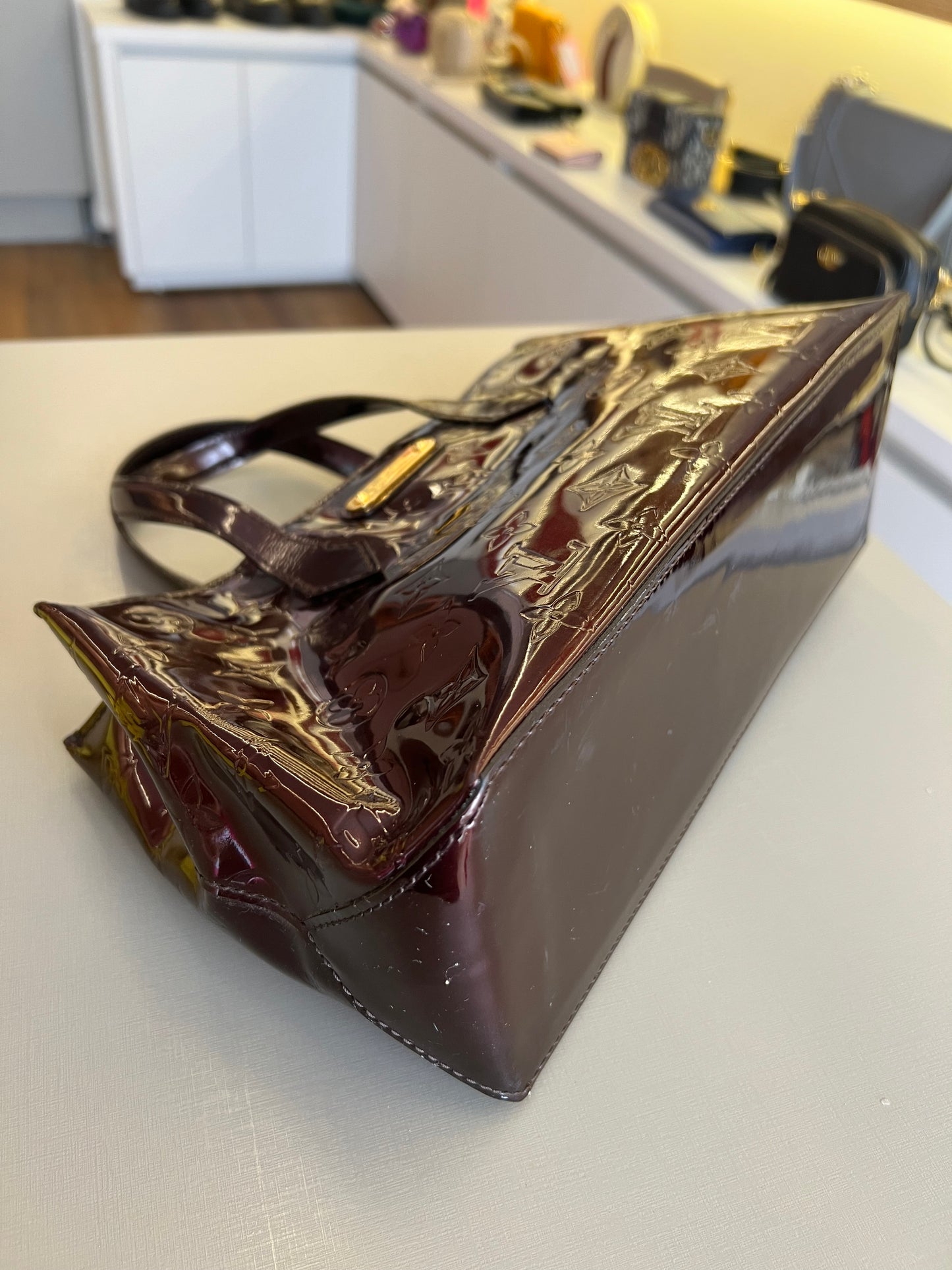 Louis Vuitton Verniz Wilshire