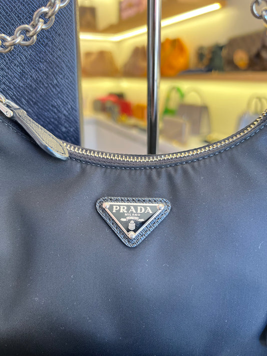 Prada Reedition Nylon Preta
