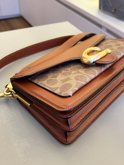 Coach Tabby 20 Signature