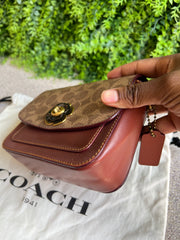 Coach Madison Shoulder Signature