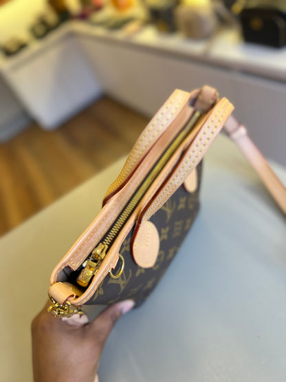 Louis Vuitton Neverfull BB Monograma
