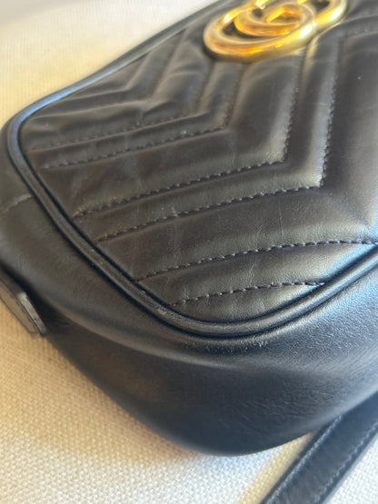 Gucci Marmont Camera bag Preta