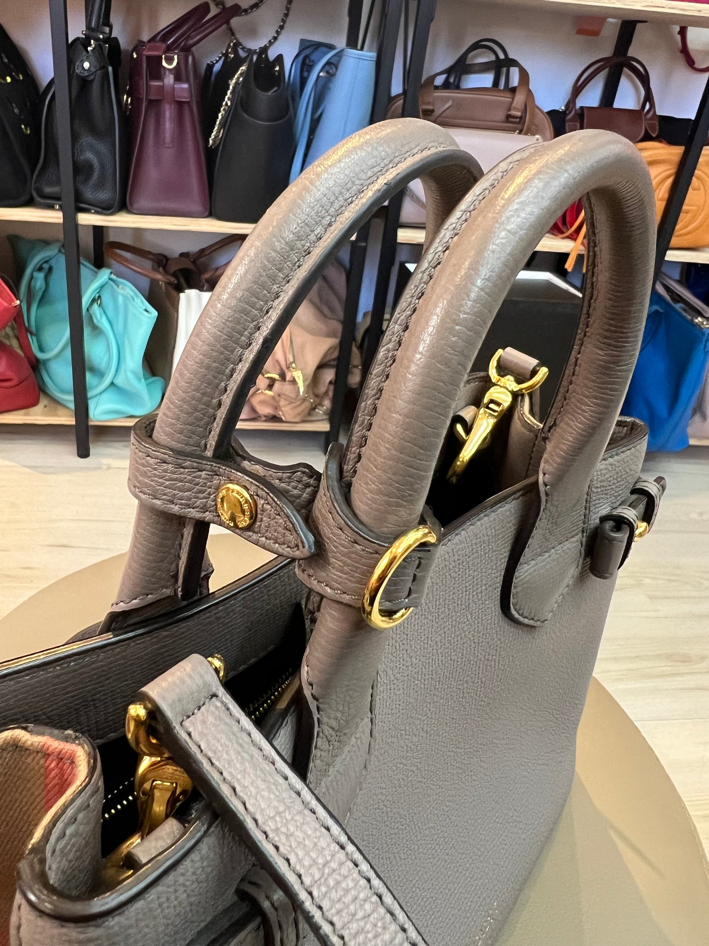 Burberry Banner Small Cinza