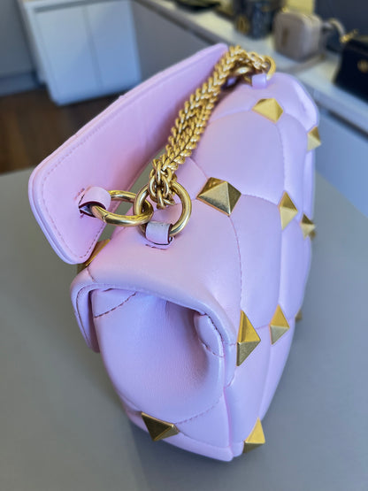 Valentino Roman Stud Média Rosa