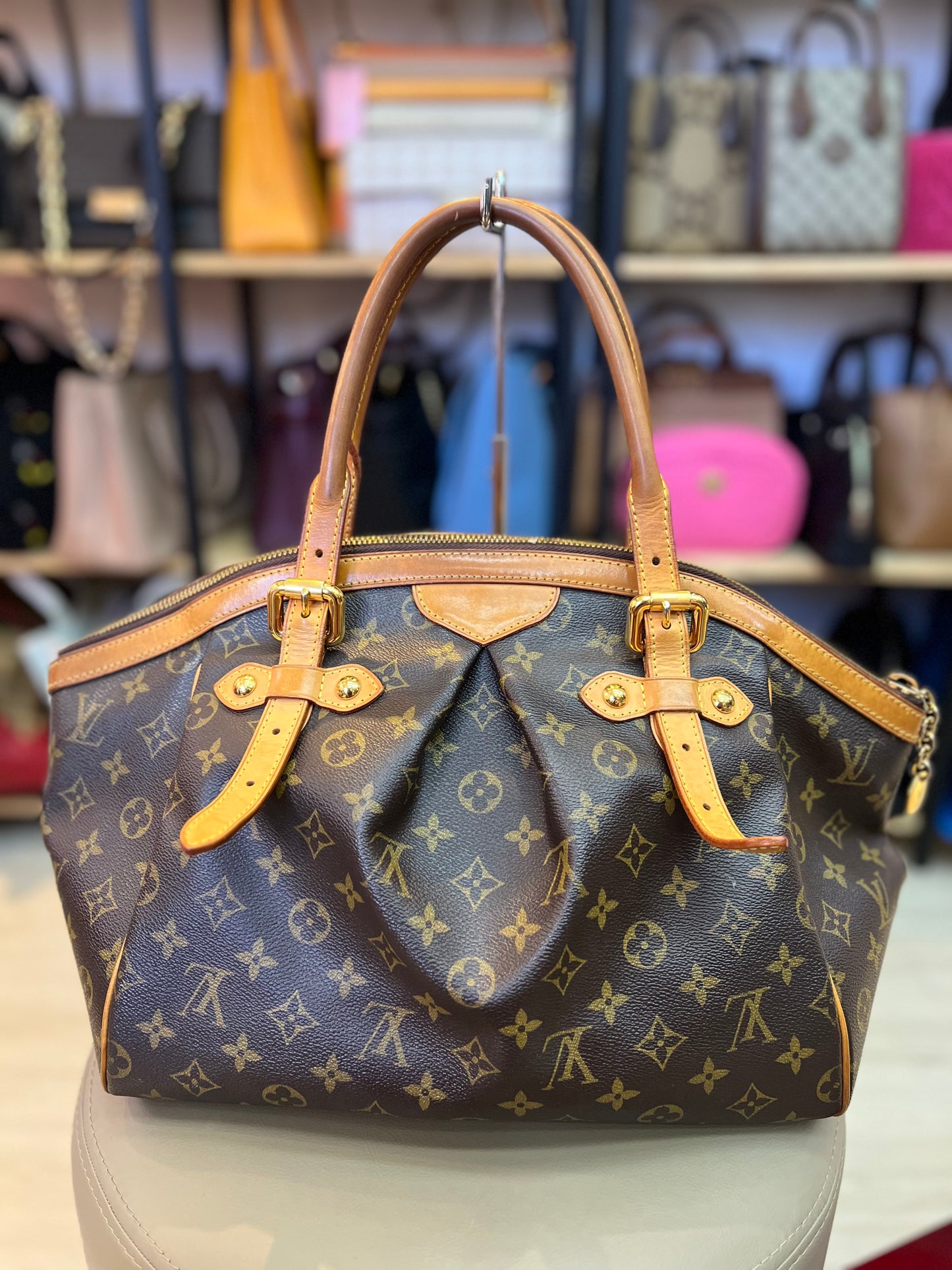 Louis Vuitton Tivoli Monograma GM