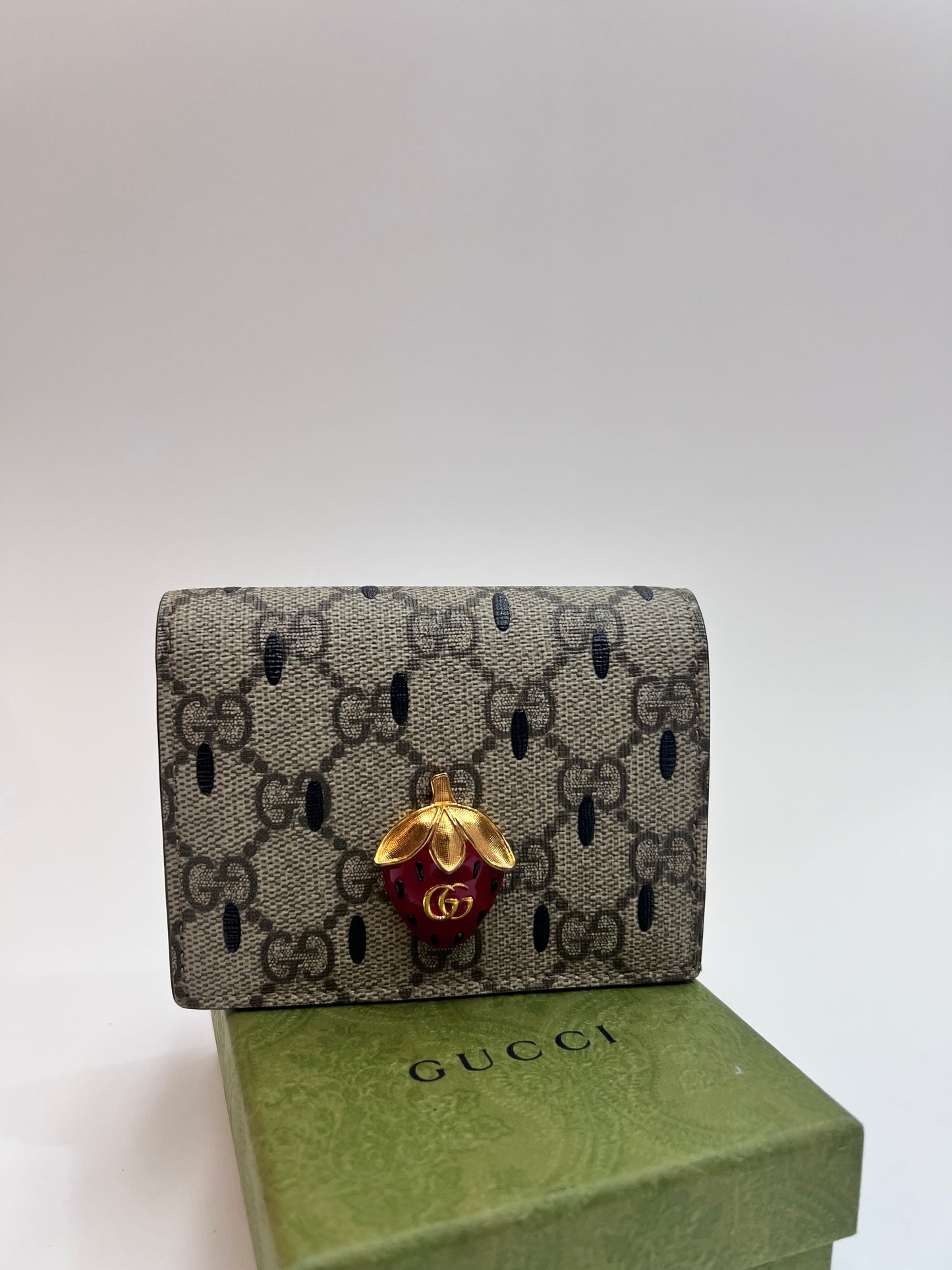 Carteira Gucci Mini strawberry
