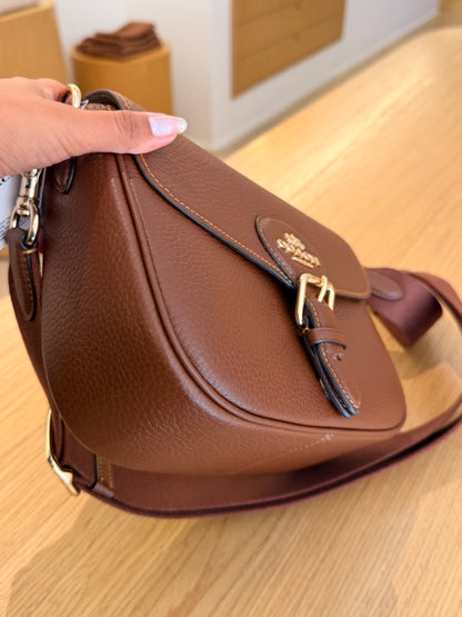 Coach Amelia Saddle Marrom