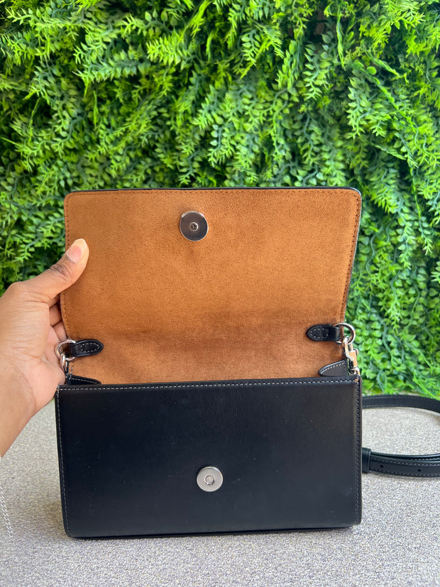 Coach Charter Flap Preta