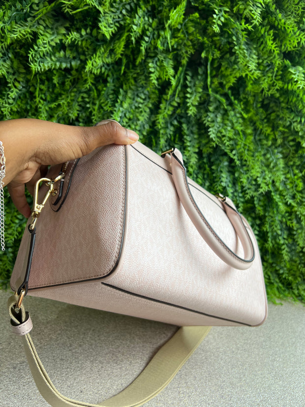 Michael Kors Baú Duffle Rosa