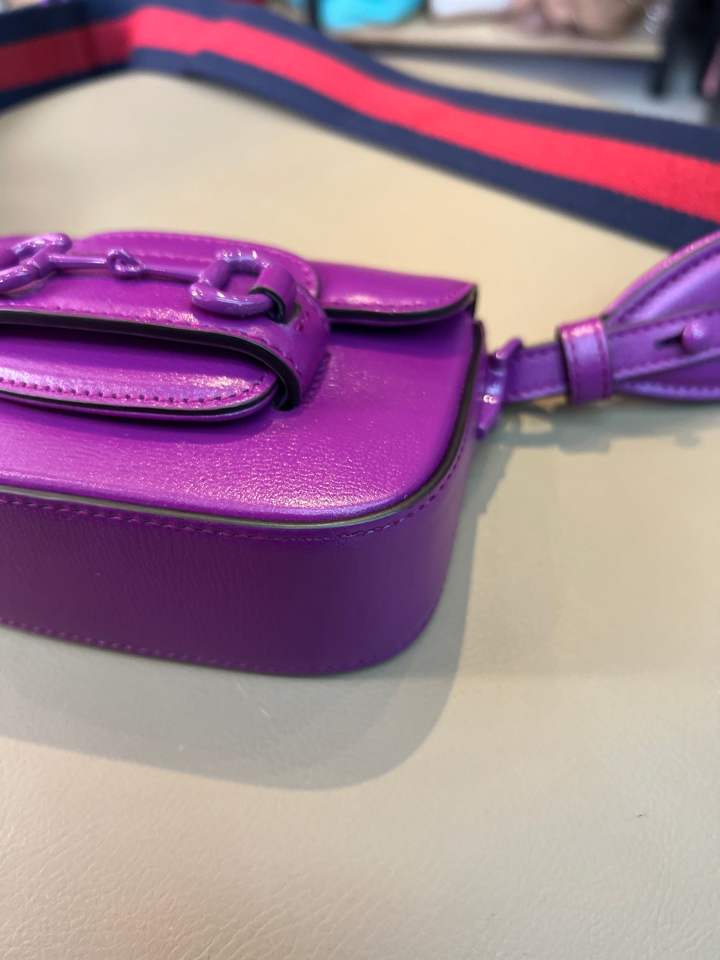 Gucci Horsebit 1955 Super Mini Roxa