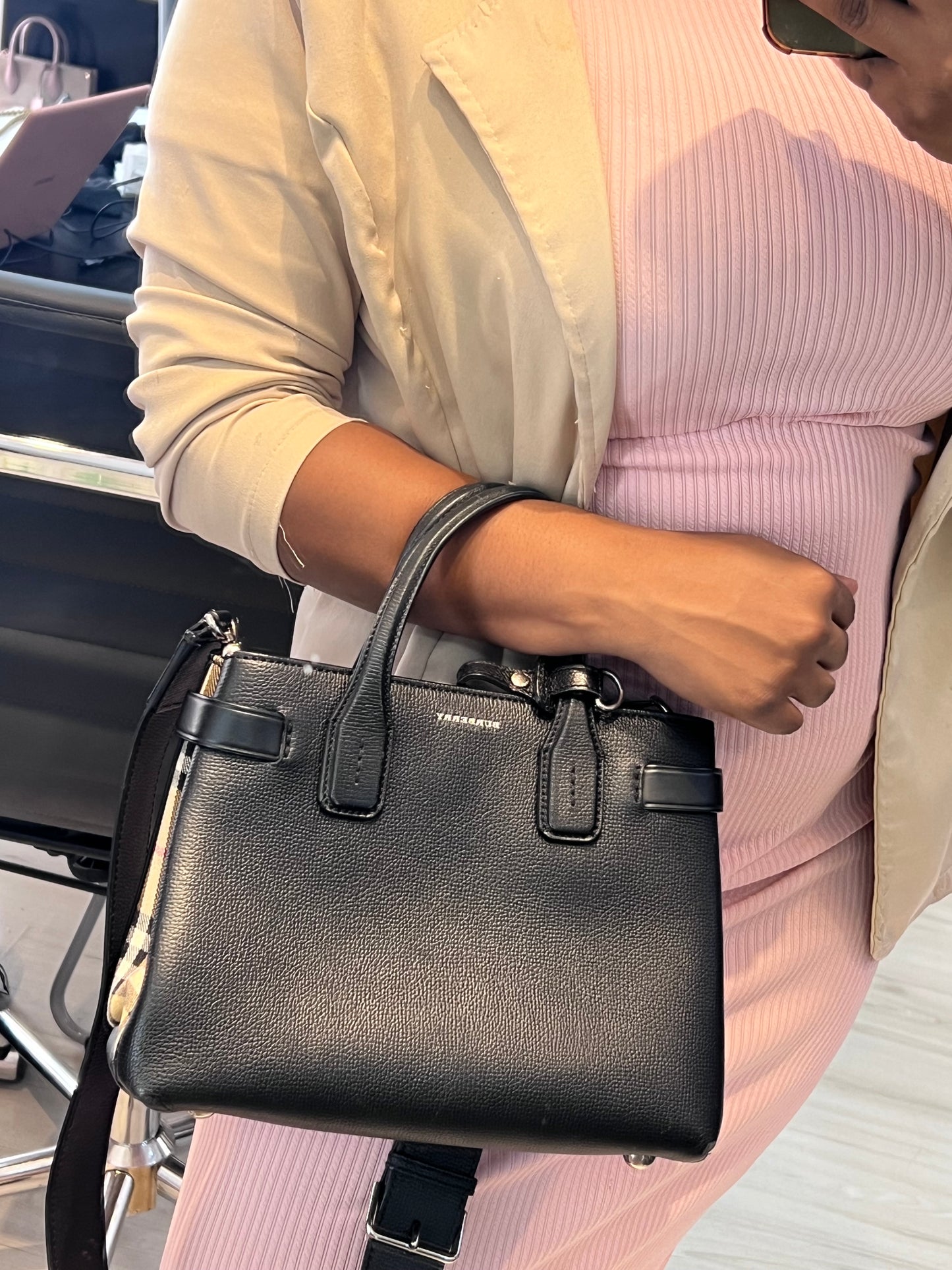 Burberry Banner Small Preta