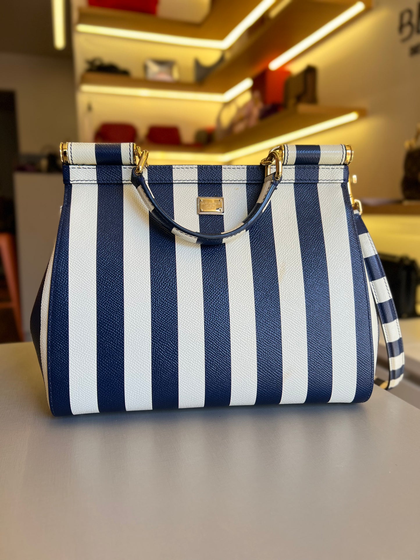 Dolce & Gabbana Sicily Bordada