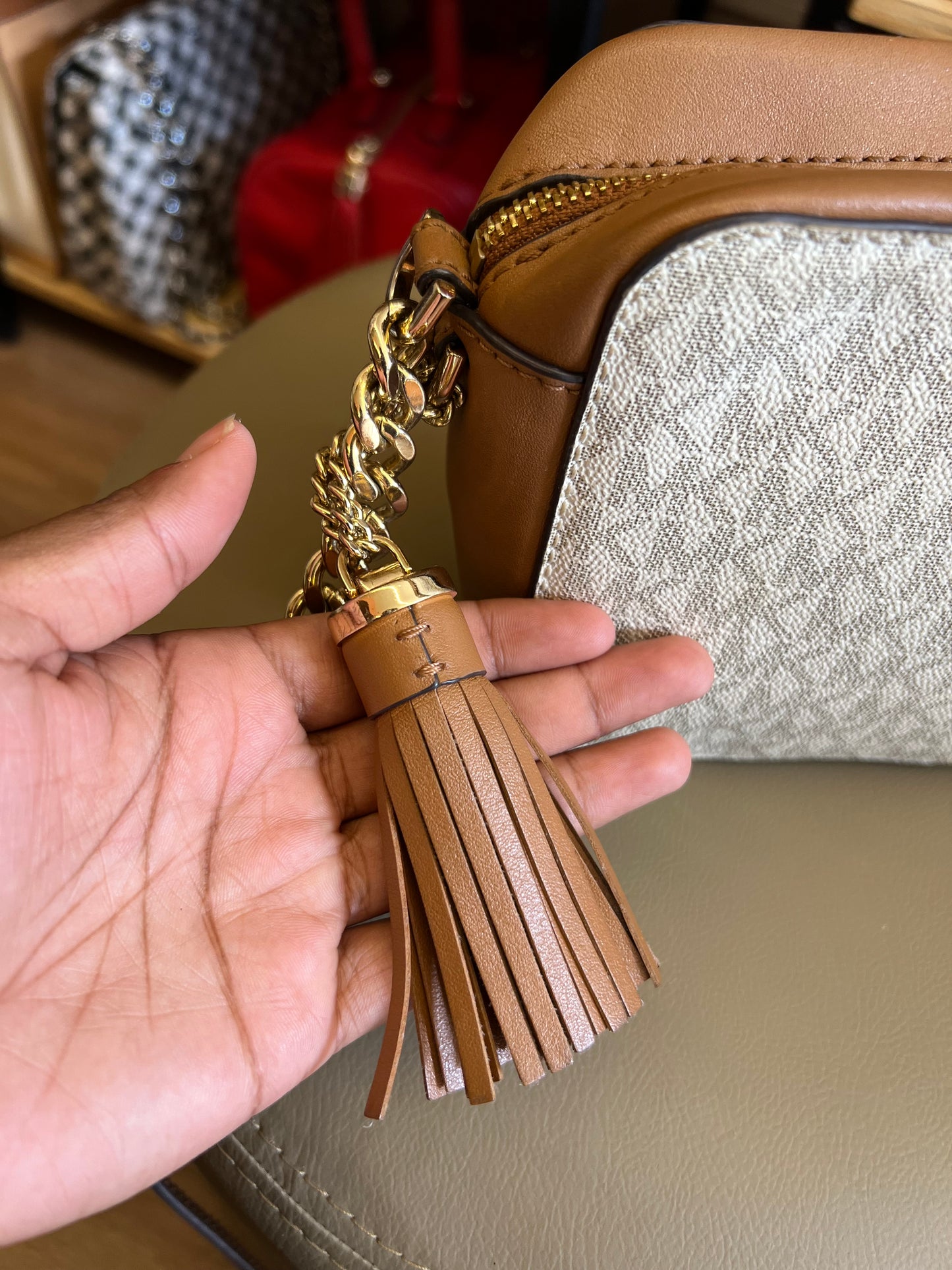 Michael Kors Câmera Bag Monograma