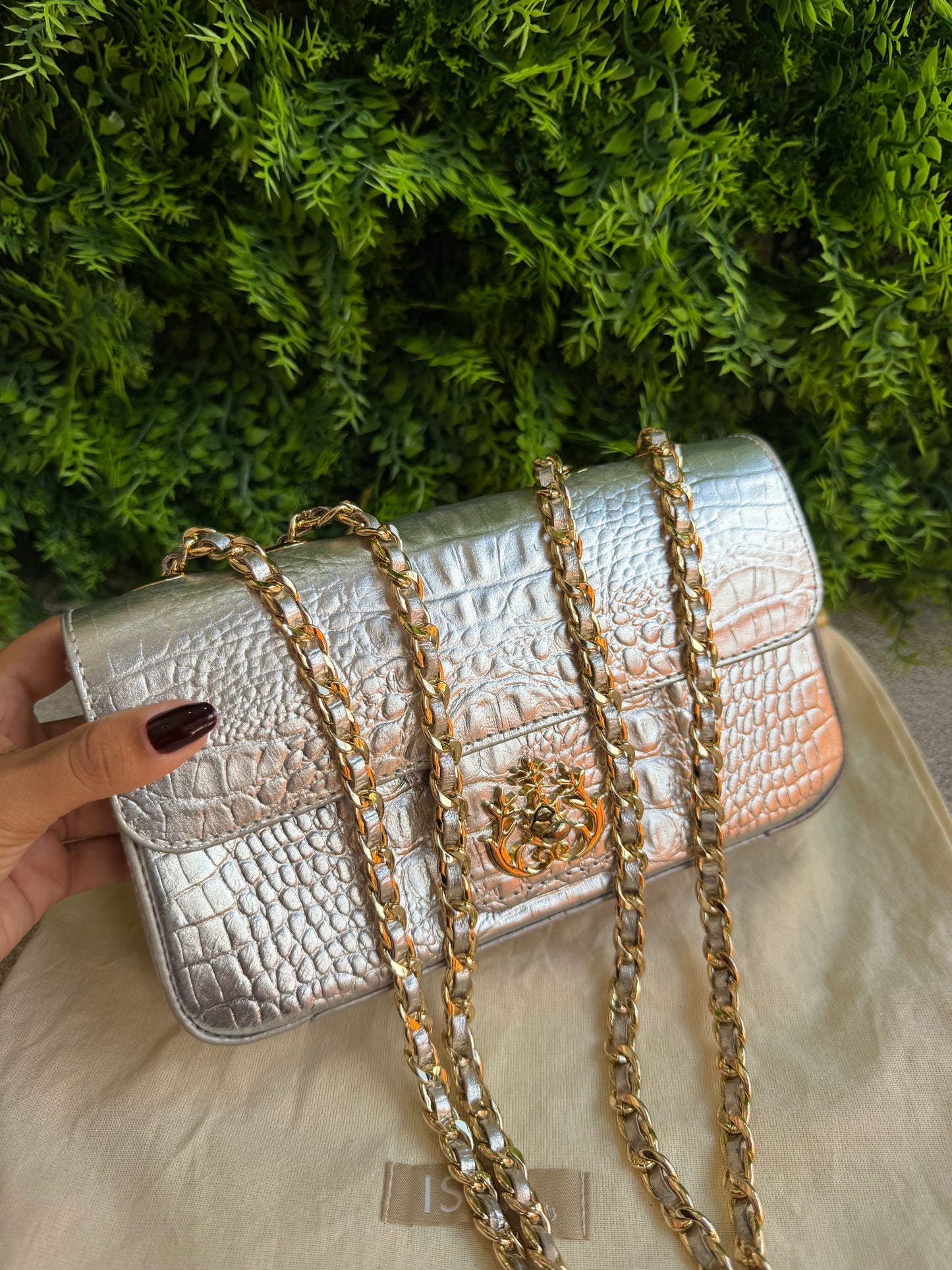 Isla Anne Chain Prata