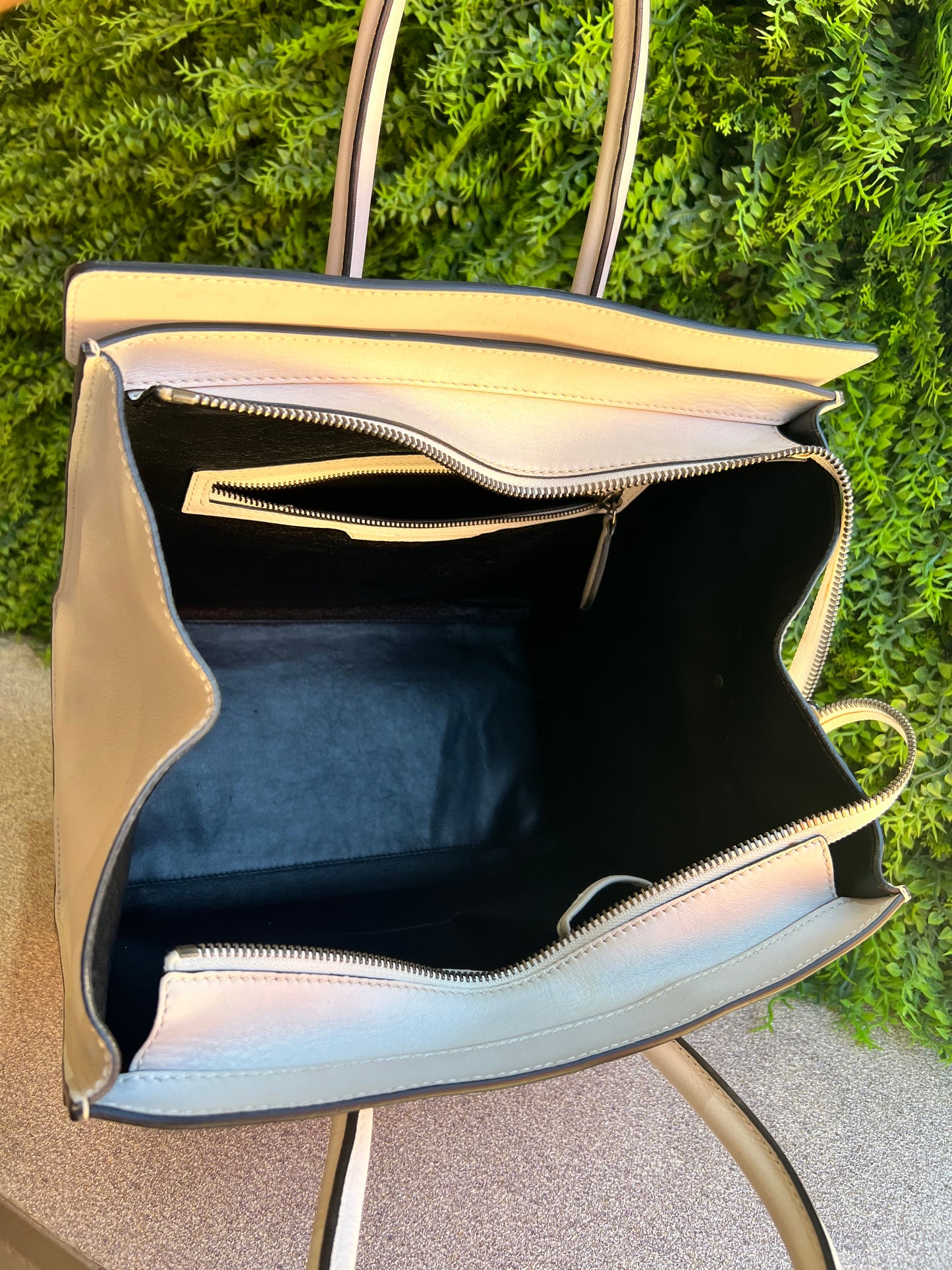 Celine Luggage Branca