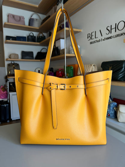 Michael Kors Emilia Pebbled Large Mostarda