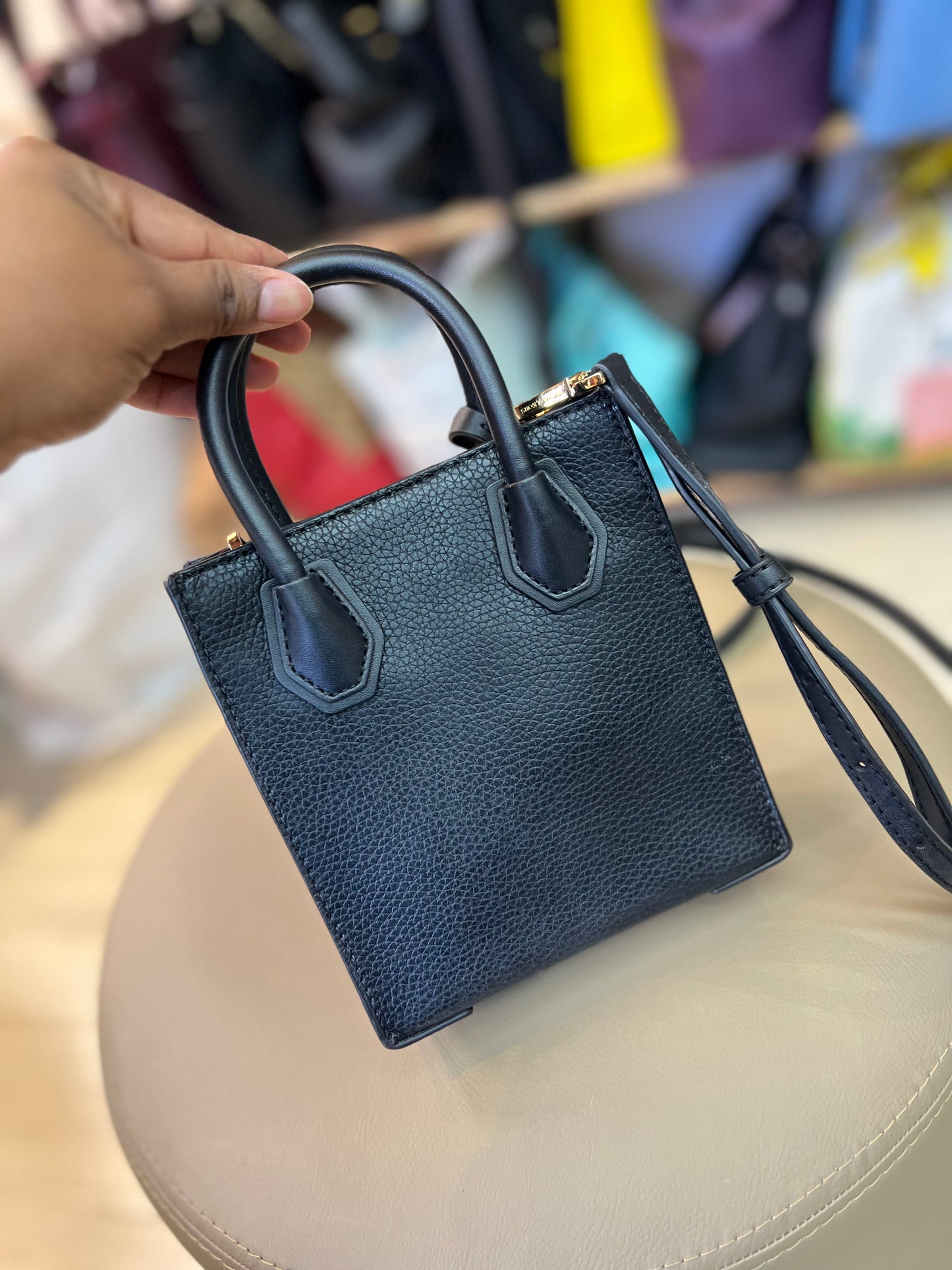 Michael Kors Mercer em Couro Preto