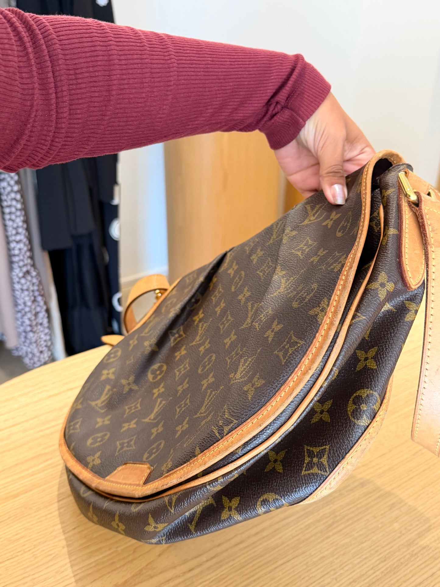 Louis Vuitton Monograma Menilmontant MM