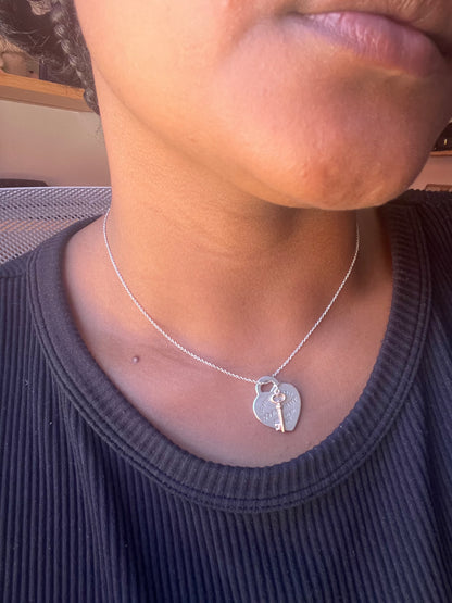 Colar Tiffany & Co Heart and key