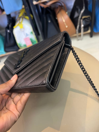 Saint Laurent Cassandre em Matelassê Preto