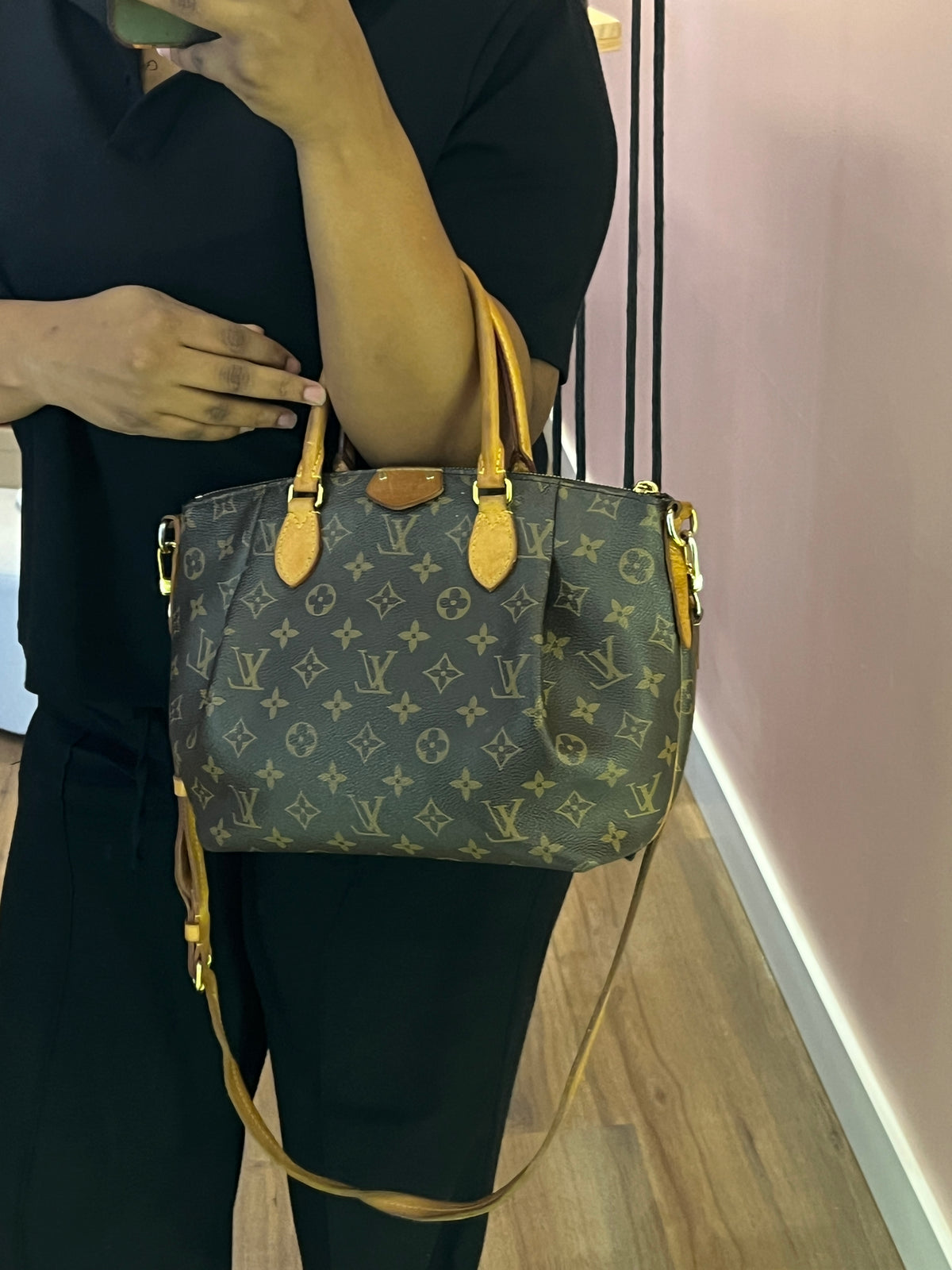 Louis Vuitton Turenne Monograma