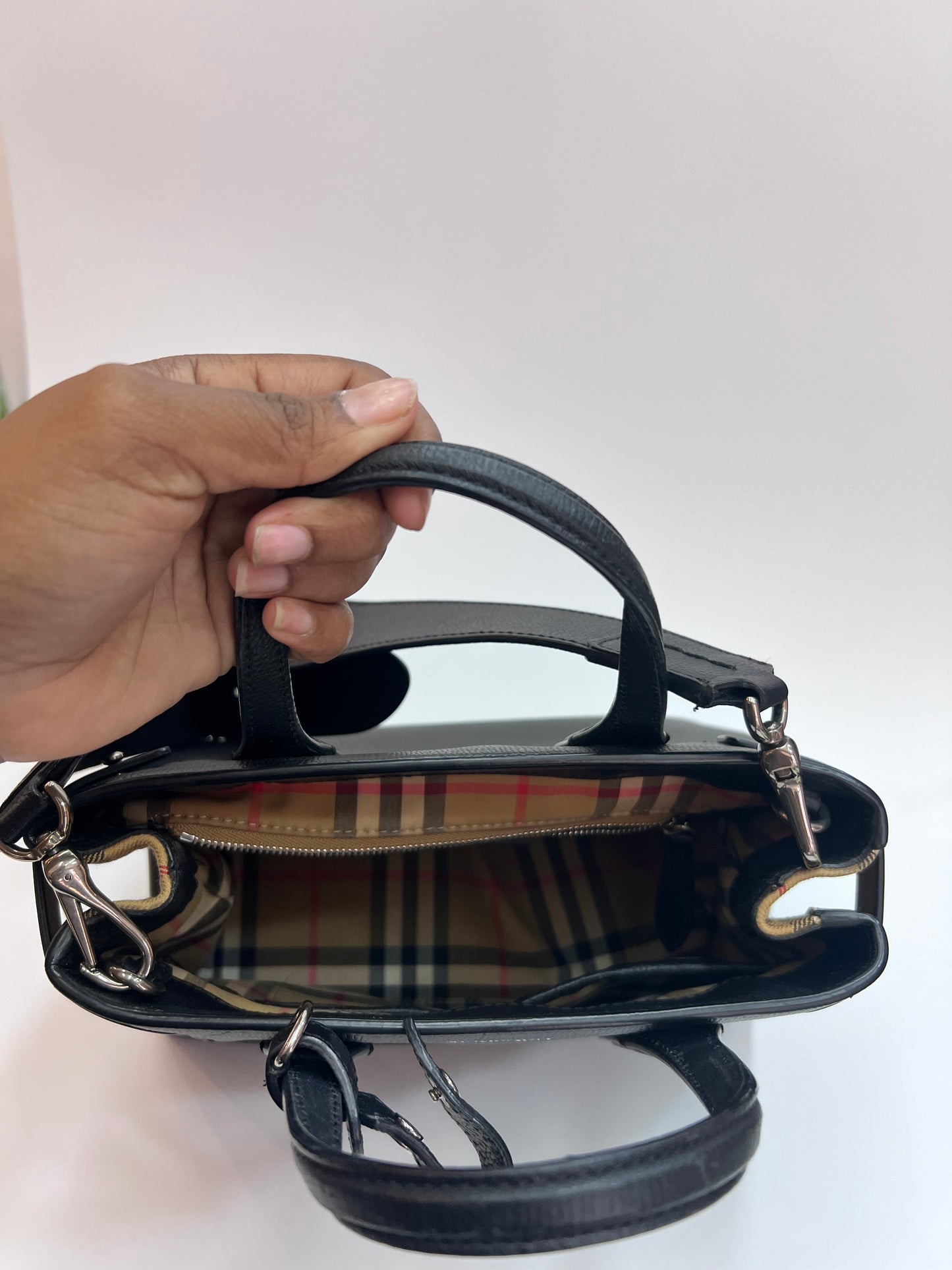 Burberry Banner Small Preta