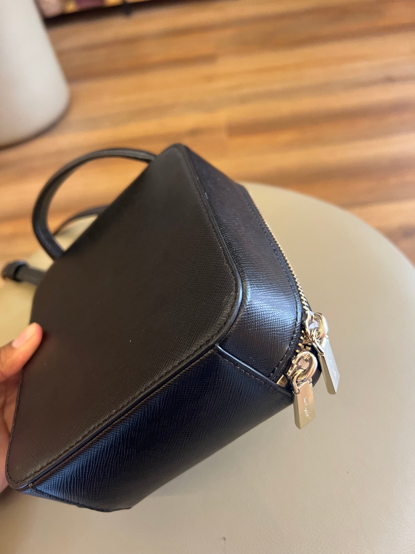 Kate Spade New York Daisy Vanity Preta