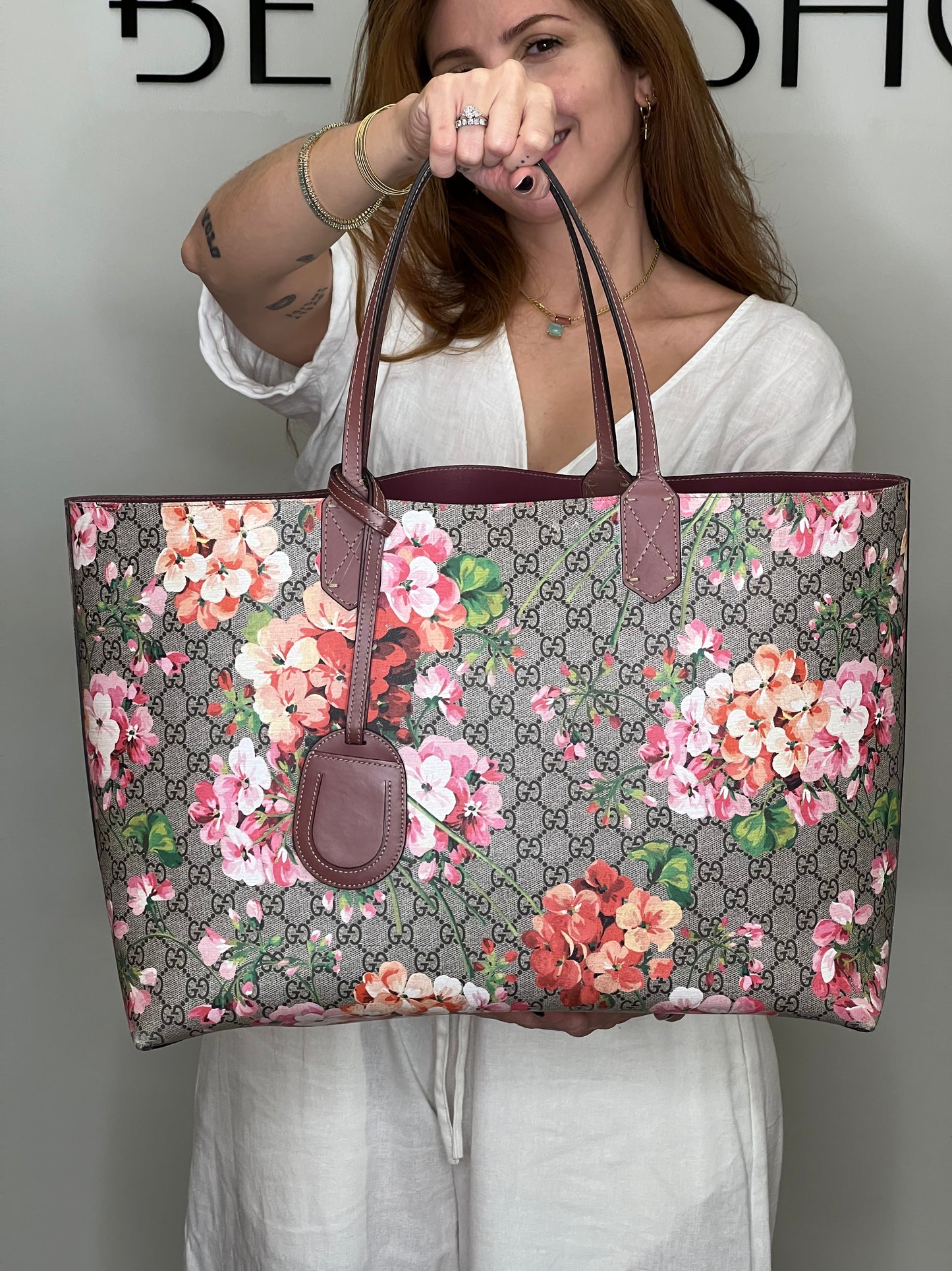 Gucci GG Supreme Blooms Reversible Tote