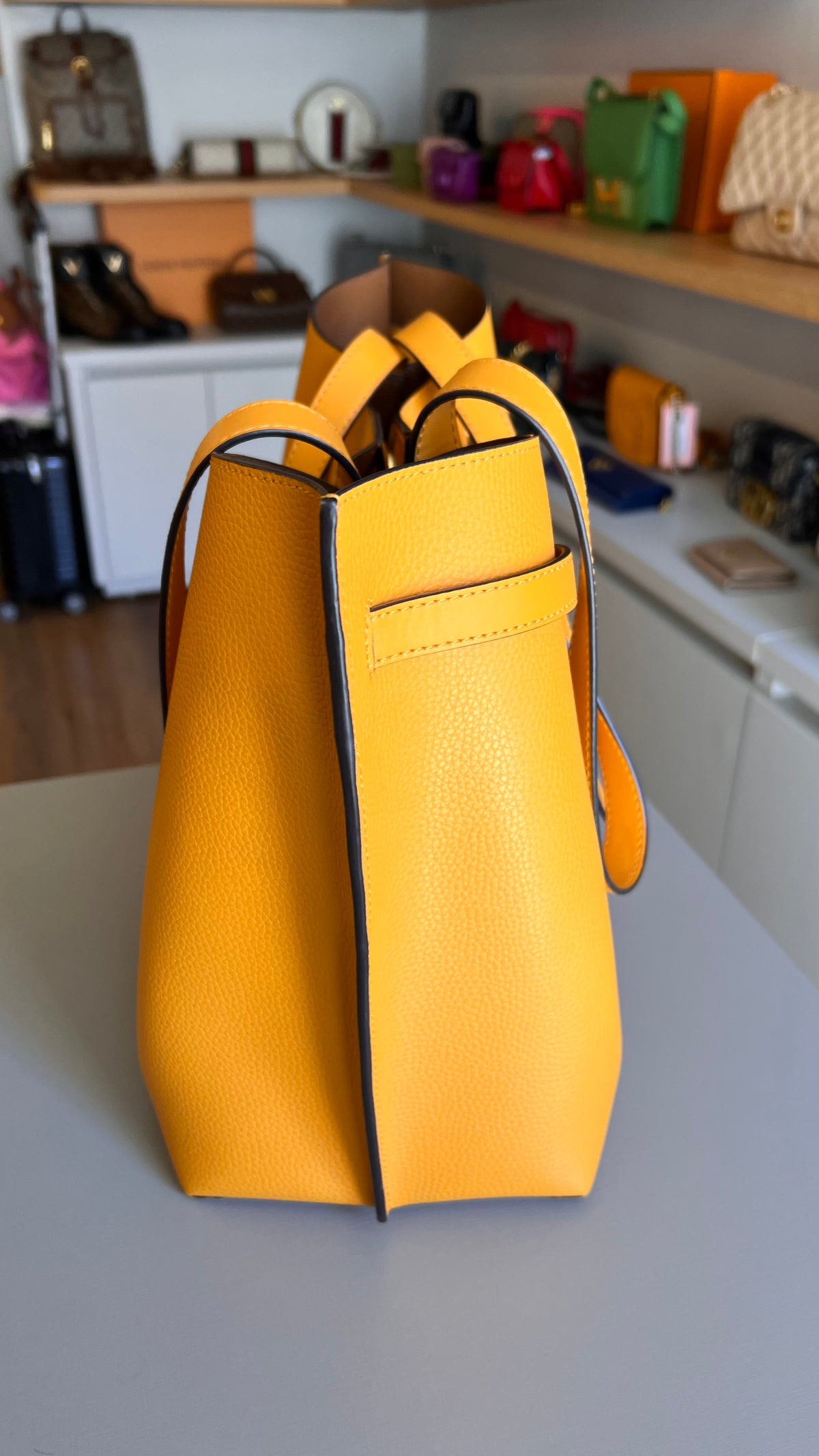 Michael Kors Emilia Pebbled Large Mostarda