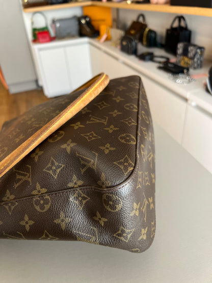 Louis Vuitton Looping Monogram