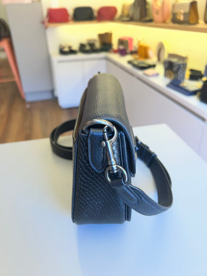 Coach Amelia Saddle Preta