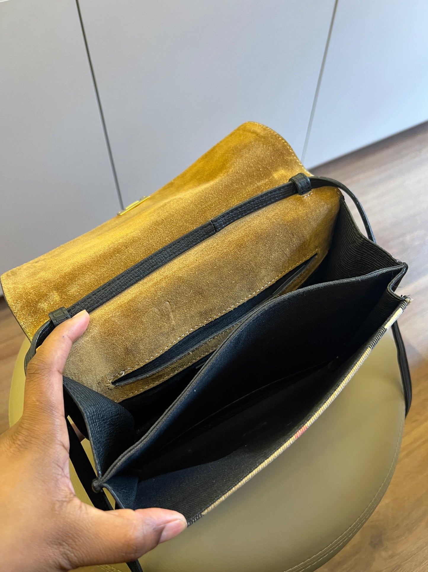 Burberry Macken Check Preta