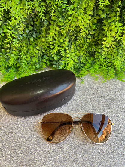 Óculos de Sol Michael Kors Aviador Marrom