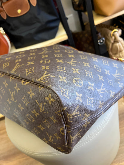 Louis Vuitton Neverfull Monograma MM