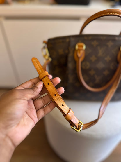 Louis Vuitton Turenne Monograma